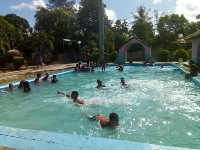 cruz roja jobabo-piscina 1