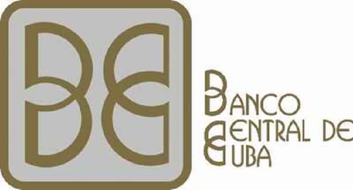 Se suspende temporalmente la aceptación de depósitos bancarios en efectivo de dólares de los EEUU