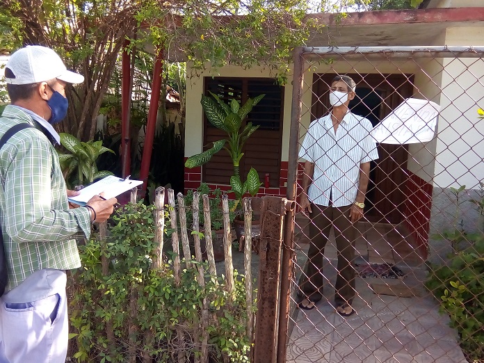 ¿Aedes Aegypti? 11 FOTO 9 CHARLA EDUCATIVA EN UNA VIVIENDA AISLADA