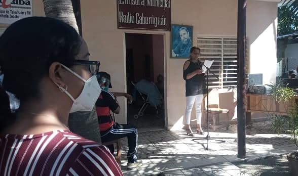 Jobabo: Trabajadores y oyentes celebran cumpleaños 13 de Radio Cabaniguán