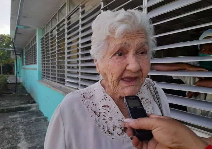 Jubilada con el orgullo de continuar siendo del sector de la Salud