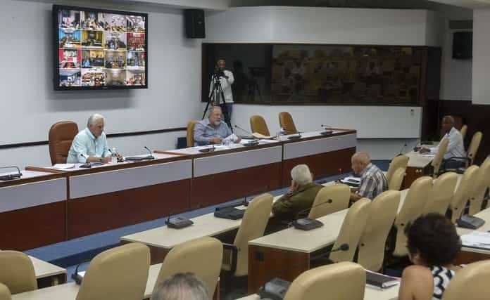 Cuba en condiciones para referendo legislativo, afirmó Díaz-Canel