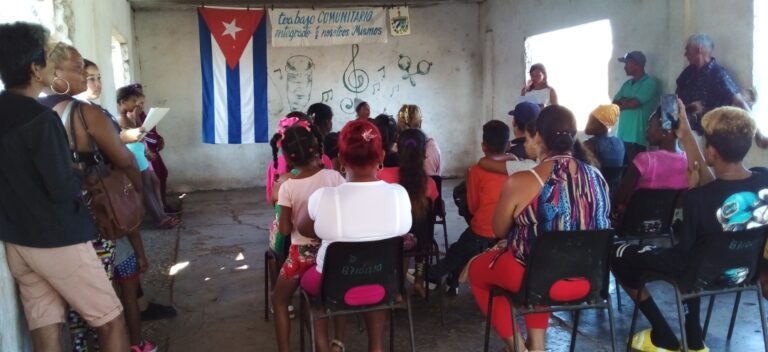 Pobladores de Las Conchitas solicitan en Trabajo Comunitario más apoyo local